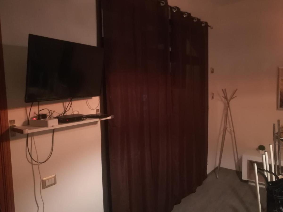 Elegance Apartment Taormina Letojanni Buitenkant foto